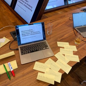 DFG-Rundgespräch zu Comic-Sammlungen. "Treffen Wissenschaftliche Comicsammlungen | Möglichkeiten der Vernetzung, Kooperation, Sichtbarmachung"